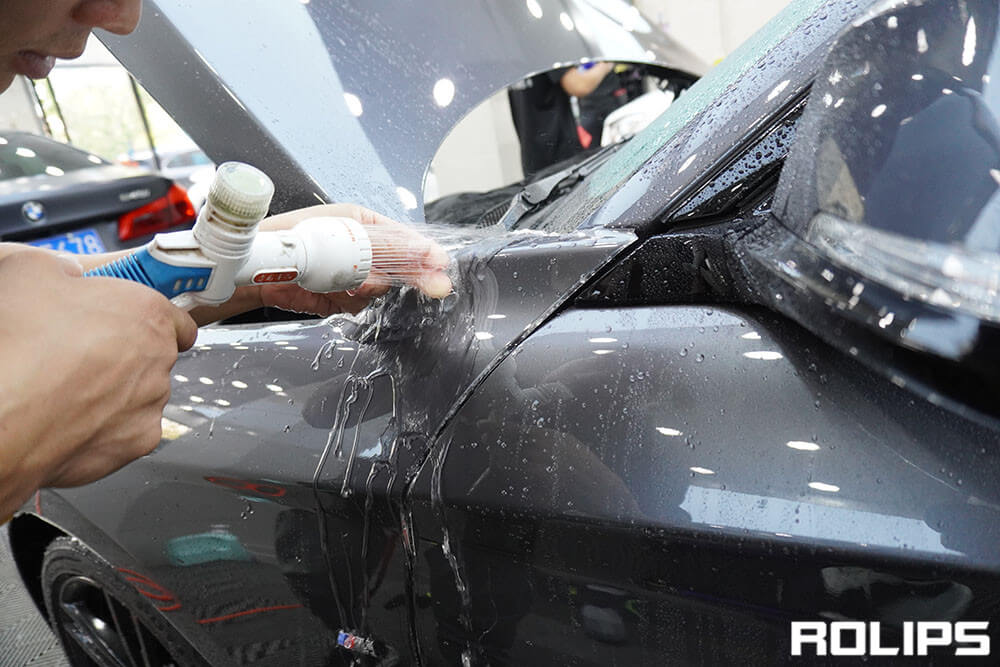車衣怎么貼？汽車貼車衣詳細(xì)步驟流程教程（7）