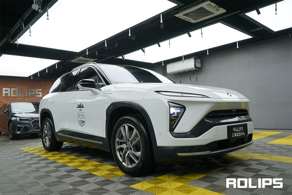 汽車貼改色膜違法么？改色膜與隱形車衣的差距是什么？