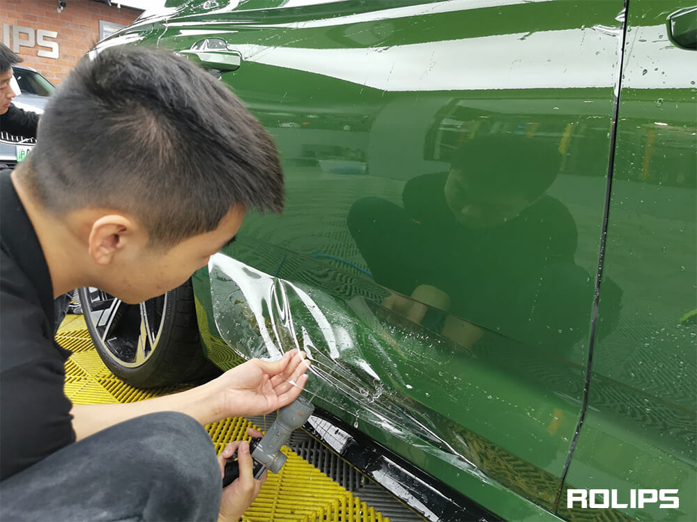剛貼的隱形車衣可以直接跑高速么？多久可以行使？（4）
